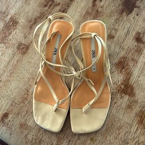 Zara heels women’s size 37 (size 7)